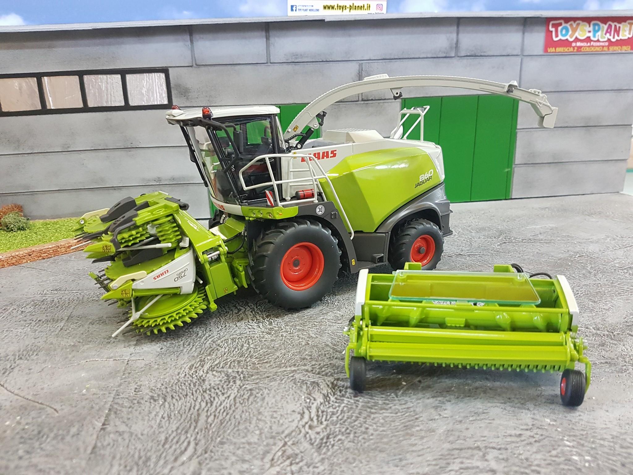 WIKING 17077812 Claas Jaguar 860 con Orbis 750 and pick up 300 139,
