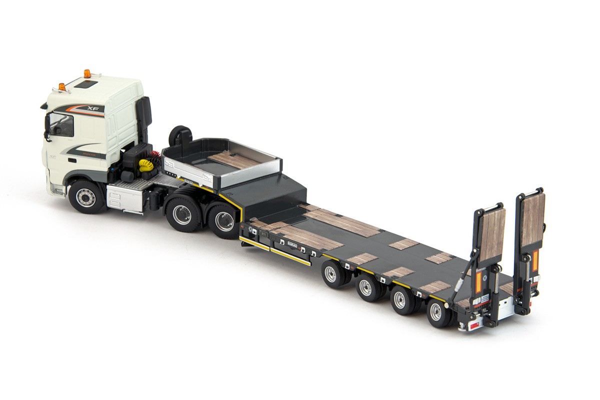 IMC MODELS 33-0080 Premium Series Goldhofer 4 axle semi low loader-