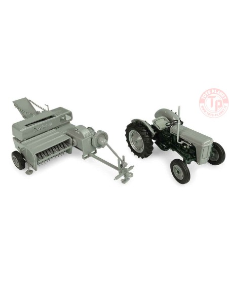 MASSEY FERGUSON T0 35 & FERGUSON F12 UH 5379 UNIVERSAL HOBBIES MASSEY FERGUSON T0 35 & FERGUSON F12 UH 5379 UNIVERSAL HOBBIES