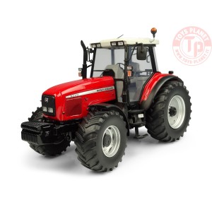 Massey Ferguson 8220 Xtra UH 5331 UNIVERSAL HOBBIES