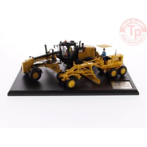 Motor Grader Evolution Series Cat No. 12 & Cat 12M3 DIECAST MASTERS 85560 DIECAST MASTERS