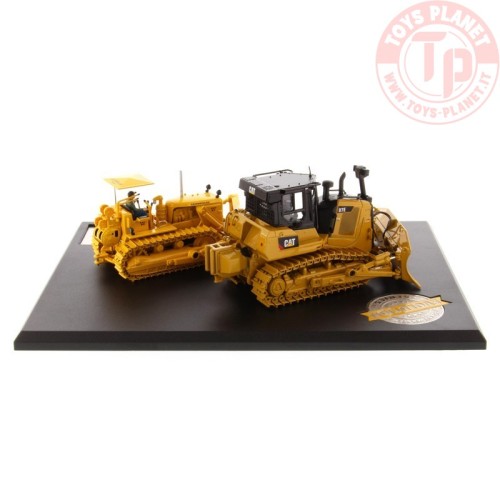 Caterpillar D7C & D7E dozer DIECAST MASTERS 85561 DIECAST MASTERS