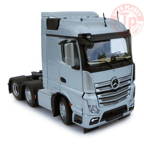 Mercedes-Benz Actros Streamspace 6x2 silver MARGE MODELS 1908-03 MARGE MODELS
