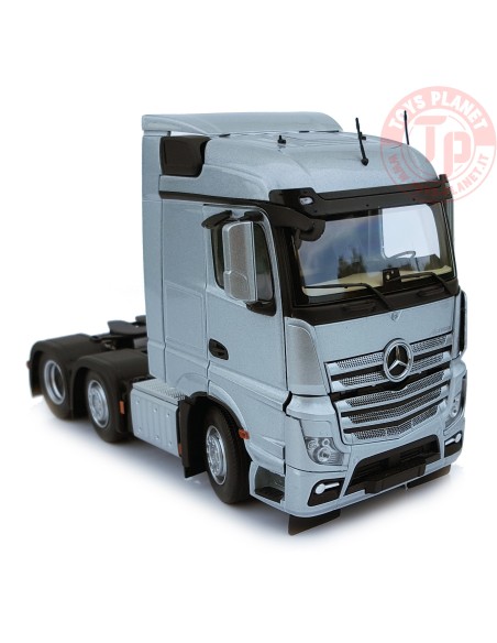 Mercedes-Benz Actros Streamspace 6x2 silver MARGE MODELS 1908-03 MARGE MODELS Mercedes-Benz Actros Streamspace 6x2 silver MARGE MODELS 1908-03 MARGE MODELS