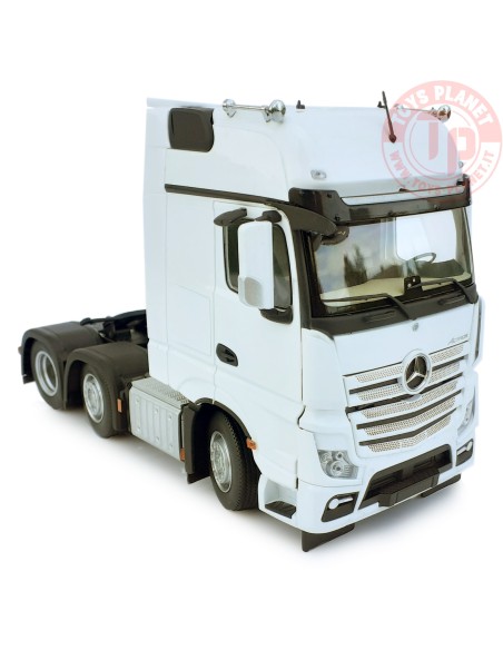 Mercedes-Benz Actros Gigaspace 6x2 white MARGE MODELS 1912-01 MARGE MODELS Mercedes-Benz Actros Gigaspace 6x2 white MARGE MODELS 1912-01 MARGE MODELS