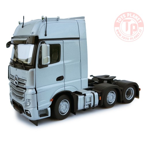 Mercedes Benz Actros Gigaspace 6x2 silver MARGE MODELS 1912-03 MARGE MODELS
