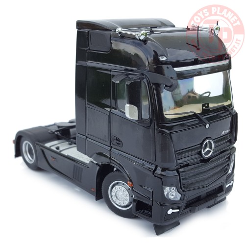 Mercedes-Benz Actros Bigspace 4x2 black MARGE MODELS 1909-02 MARGE MODELS