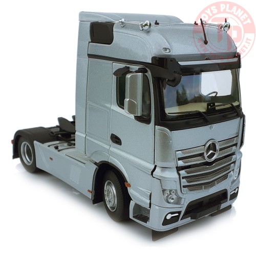 Mercedes-Benz Actros Bigspace 4x2 silver MARGE MODELS 1909-03 MARGE MODELS
