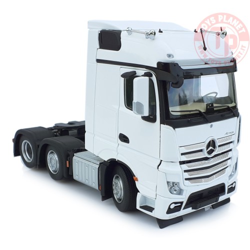 Mercedes-Benz Actros Bigspace 6x2white MARGE MODELS 1910-01 MARGE MODELS