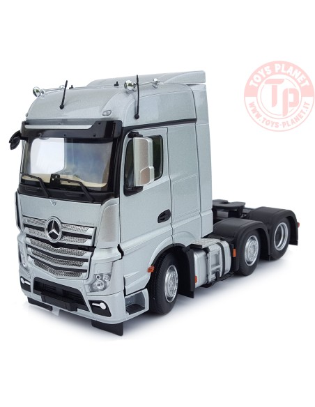 Mercedes-Benz Actros Bigspace 6x2 silver MARGE MODELS 1910-03 MARGE MODELS