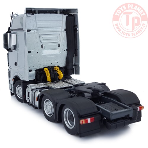 Mercedes-Benz Actros Bigspace 6x2 silver MARGE MODELS 1910-03 MARGE MODELS