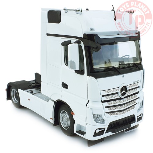 Mercedes Benz Actros Gigaspace 4x2 white MARGE MODELS 1911-01 MARGE MODELS