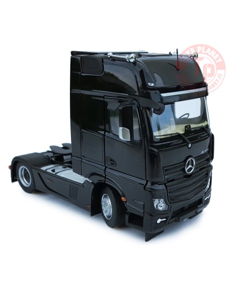 Mercedes Benz Actros Gigaspace 4x2 black MARGE MODELS 1911-02 MARGE MODELS