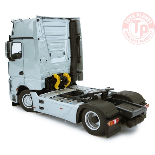 Mercedes Benz Actros Gigaspace 4x2 silver MARGE MODELS 1911-03 MARGE MODELS