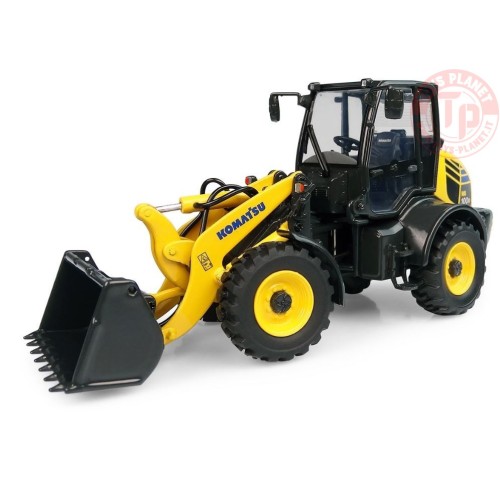 Komatsu WA100M-8 UH 8145 UNIVERSAL HOBBIES