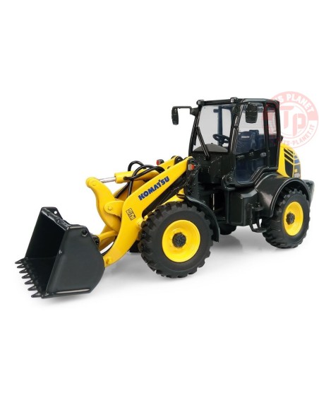 Komatsu WA100M-8 UH 8145 UNIVERSAL HOBBIES
