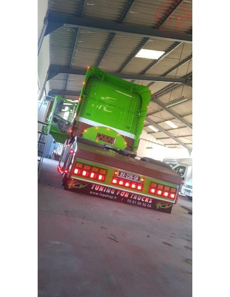 SCANIA R4 TOPLINE 4X2 - Teddy Chaynes WSI 01-3402 WSI MODELS SCANIA R4 TOPLINE 4X2 - Teddy Chaynes WSI 01-3402 WSI MODELS