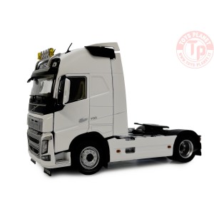 Volvo FH16 4x2 Clear White MARGE MODELS 1810-04 MARGE MODELS