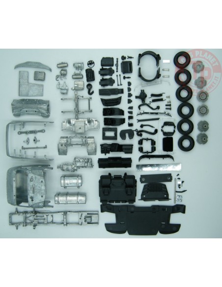 Iveco S-Way Magirus 4x2 tractor kit TEKNO 82213 TEKNO