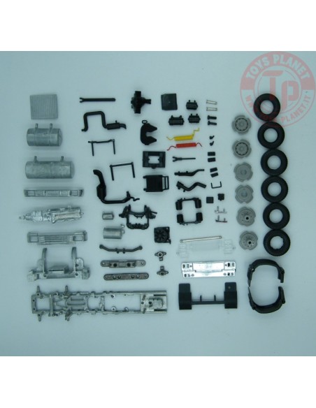 Volvo FH01 Globetrotter 4x2 tractor kit TEKNO 83170 TEKNO Volvo FH01 Globetrotter 4x2 tractor kit TEKNO 83170 TEKNO