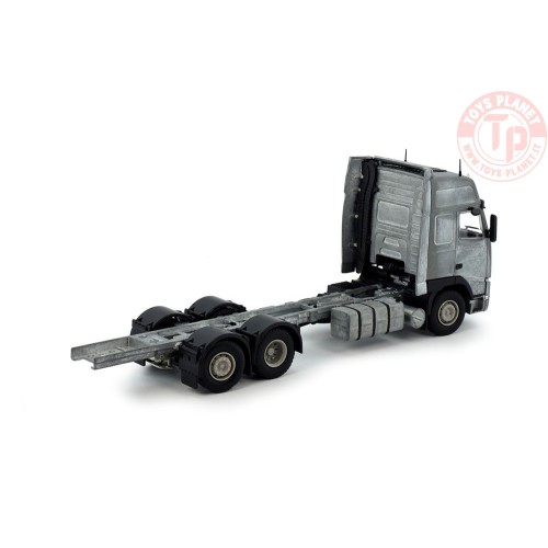 Volvo FH01 Globetrotter XL 6x2 rigid chassis kit TEKNO 83172 TEKNO