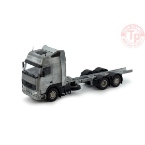 Volvo FH01 Globetrotter XL 6x2 rigid chassis kit TEKNO 83172 TEKNO