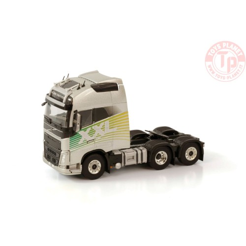 VOLVO FH4 GLOBETROTTER XXL 6X2 TAG AXLE Premium Line WSI 04-2118 WSI MODELS