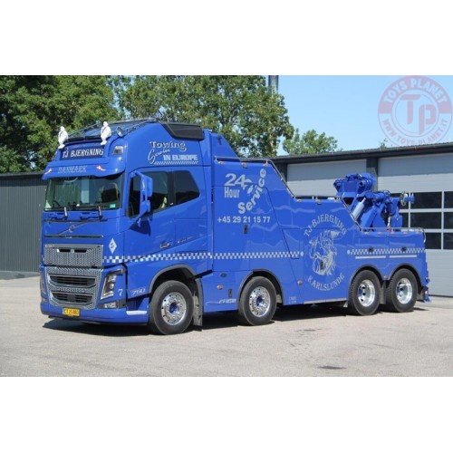 VOLVO FH4 GLOBETROTTER XL 8X4 WRECKER TJ BJERGNING WSI 01-3706 WSI MODELS