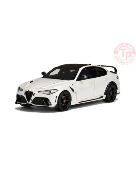 Alfa Romeo Giulia GTA M white 1:18 OT990 OTTOMOBILE