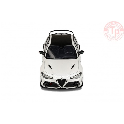 Alfa Romeo Giulia GTA M white 1:18 OT990 OTTOMOBILE