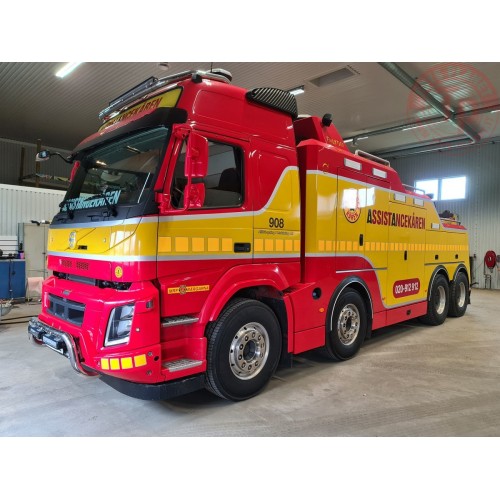 VOLVO FMX GLOBETROTTER 8X4 WRECKER - ASSISTANCEKAREN WSI 01-3553 WSI MODELS