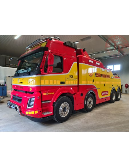 VOLVO FMX GLOBETROTTER 8X4 WRECKER - ASSISTANCEKAREN WSI 01-3553 WSI MODELS