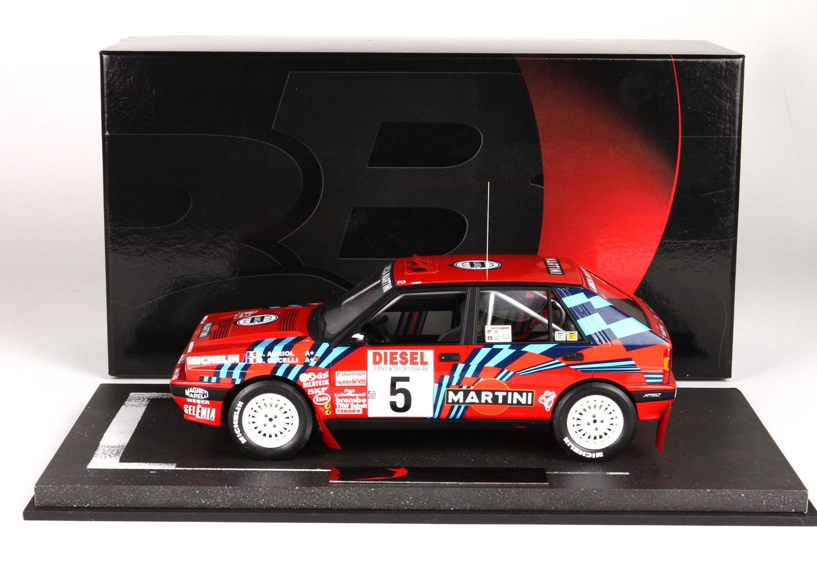 HPI-MIRAGE 1/43 LANCIA Delta Integrale D. Cerrato 3Rd Sanremo