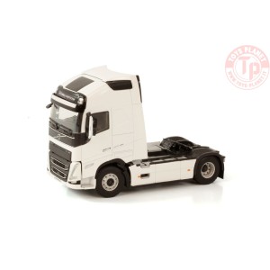 VOLVO FH5 GLOBETROTTER XL 4X2 WHITE LINE WSI 03-2041 WSI MODELS
