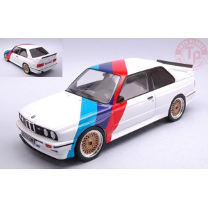 BMW E30 M3 1989 WHITE 1:18 IXO 18CMC123 IXO MODELS