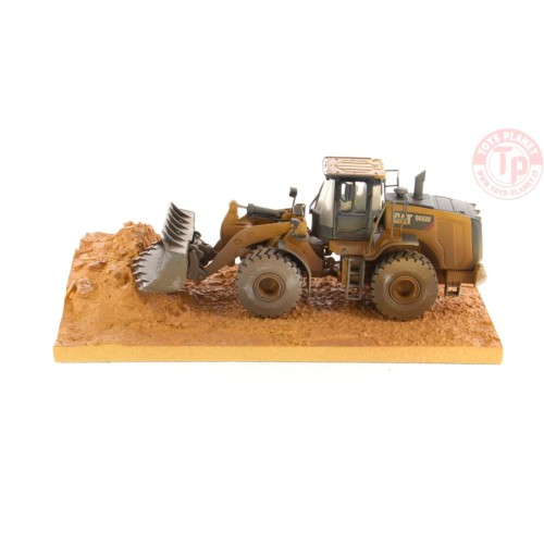 Cat 966M Weathered Wheel Loader DM 85703 DIECAST MASTERS