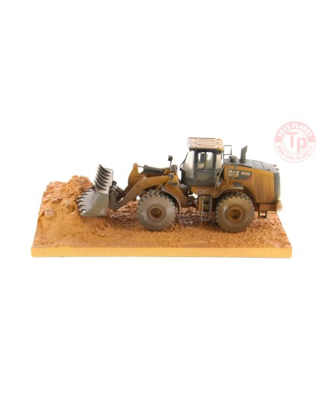 Cat 966M Weathered Wheel Loader DM 85703 DIECAST MASTERS Cat 966M Weathered Wheel Loader DM 85703 DIECAST MASTERS