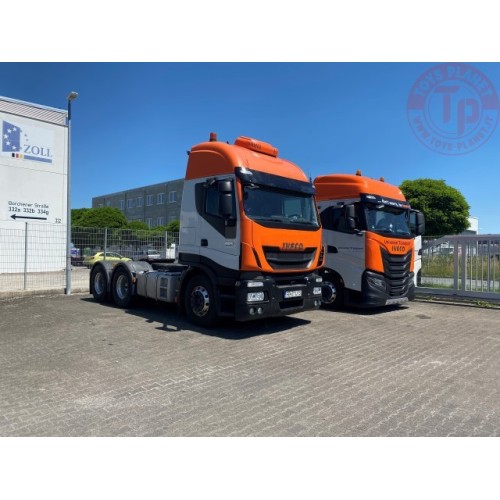 Iveco S-way 6x4 con semirimorchio ribassato a 4 assi - Universal TEKNO 81237 TEKNO