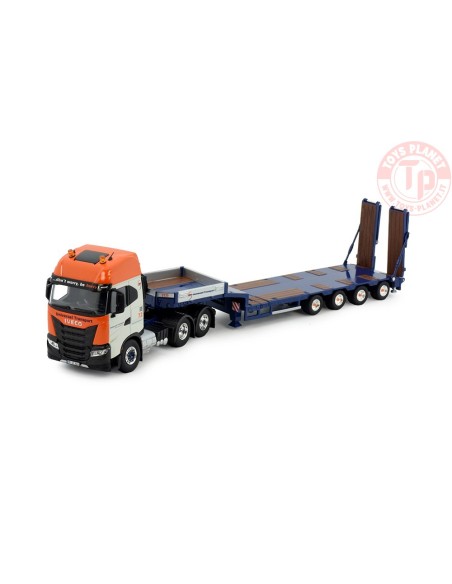 Iveco S-way 6x4 con semirimorchio ribassato a 4 assi - Universal TEKNO 81237 TEKNO