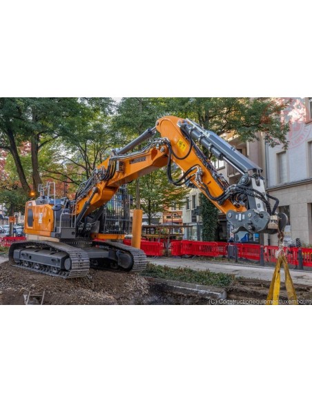 Liebherr R922 Con Braccio Triplice - Lise & Fils CONRAD 2223/06 CONRAD Liebherr R922 Con Braccio Triplice - Lise & Fils CONRAD 2223/06 CONRAD