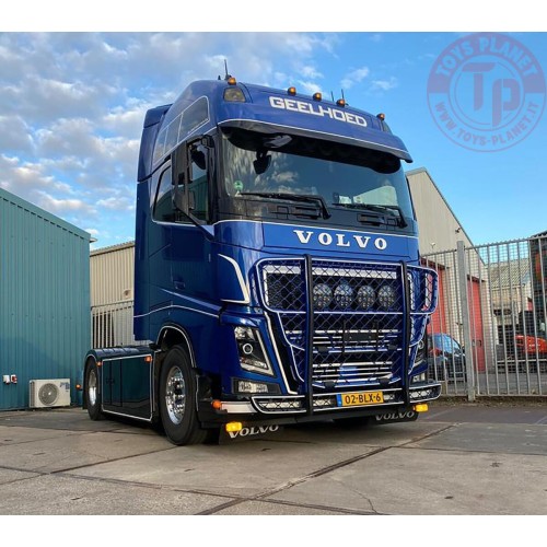 VOLVO FH 4 GLOBETROTTER XL 4X2 - Geelhoed WSI 01-3963 WSI MODELS