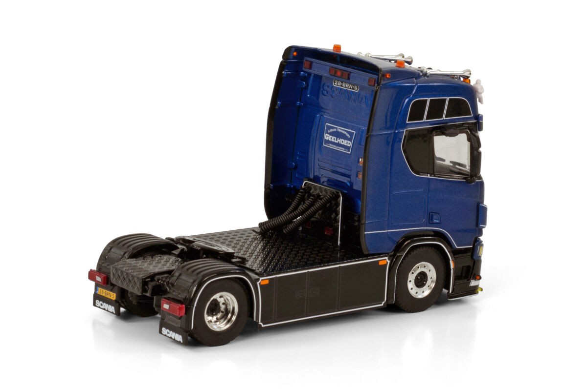 WSI 01-3964 SCANIA R HIGHLINE CR20H 4X2 Geelhoed 124,00 € WSI MODELS