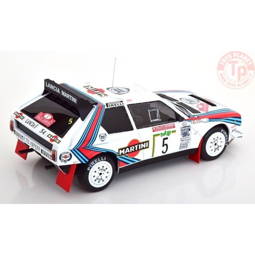 LANCIA - DELTA S4 MARTINI N 5 RALLY SANREMO 1986 M.BIASION - T.SIVIERO 1:18 IXO 18RMC130B IXO MODELS