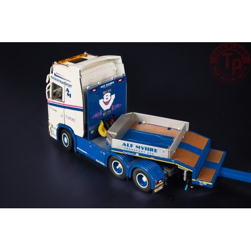 SCANIA S HIGH ROOF 6X4 WITH NOOTEBOOM MCOS SEMI LOW LOADER 4 AXLE WITH RAMPS ALF MYHRE TRANSPORT IMC MODELS 32-0172 IMC MODELS