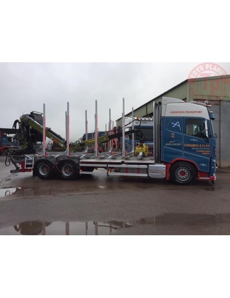 Volvo FH04 Globetrotter motorwagen met 3-assige hout-wipkar Mc Kerral TEKNO 84850 TEKNO