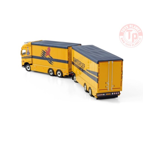 VOLVO FH 4 GLOBETROTTER 6X2 TAG AXLE RIGED COMBI - 6 AXLE RESIN SINKE WSI 01-3728 WSI MODELS