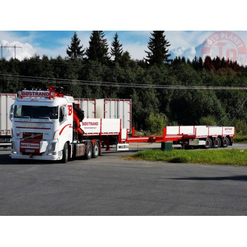 VOLVO FH4 SLEEPERCAB 6X2 SEMI LOW LOADER - 3 AXLE WITH PALFINGER PK 78002 SH + JIB - BØSTRAND WSI 01-3809 WSI MODELS