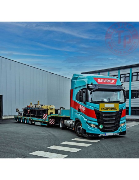 IVECO S-WAY HIGH 4X2 SEMI LOW LOADER - 4 AXLE - GRUBER WSI 01-3909 WSI MODELS