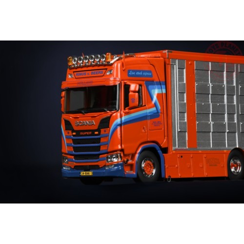SCANIA S HIGH ROOF WITH LIVESTOCK TRAILER RINUS VAN BEERS IMC MODELS 32-0197 IMC MODELS