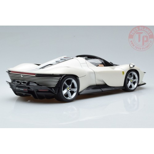 FERRARI DAYTONA SP3 2022 WHITE 1/18 BU16912W BURAGO